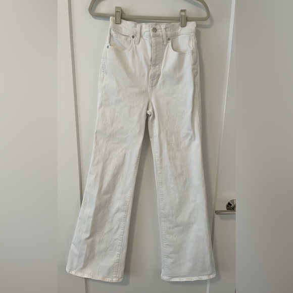 Madewell 11”High-Rise Flare Jeans, White, Size 27T - Picture 3 of 8